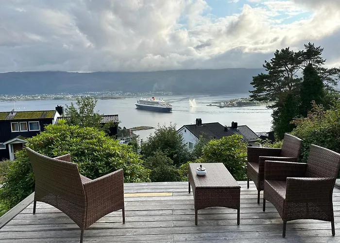 Great Place With View To The Mountains And Fjord